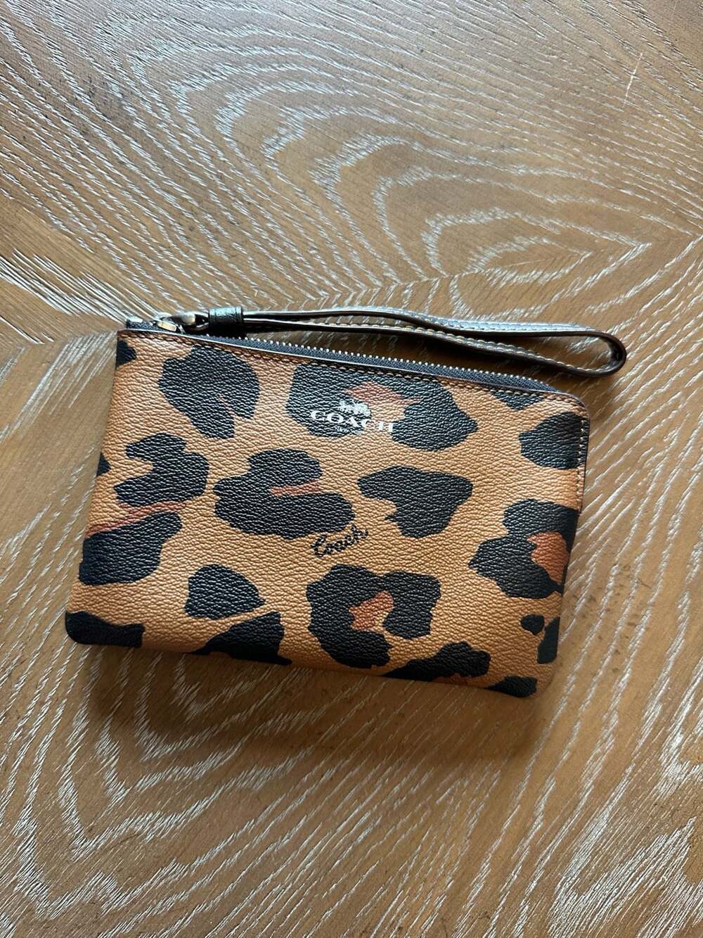 Coach Corner Zip Wristlet Leopard Print CC871